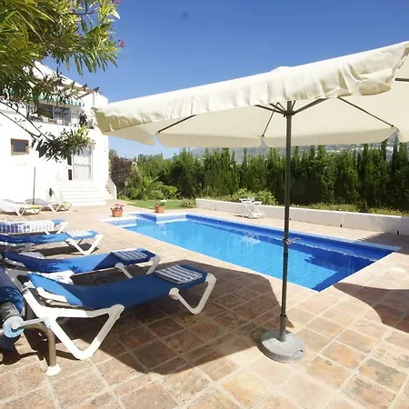 Miia Panda - Rustic Villa Mijas