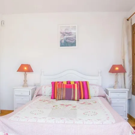 Miia Panda - Rustic * Mijas